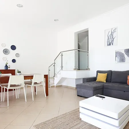 Casa Ferreira - Encosta Vista Salgados - By Bedzy Villa *