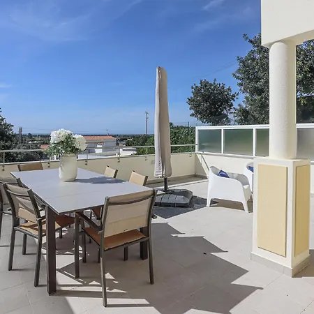 Casa Ferreira - Encosta Vista Salgados - By Bedzy ギーア