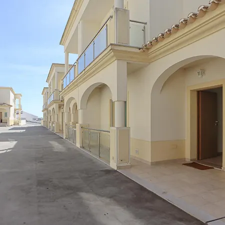 Villa Casa Ferreira - Encosta Vista Salgados - By Bedzy Guia (Faro)